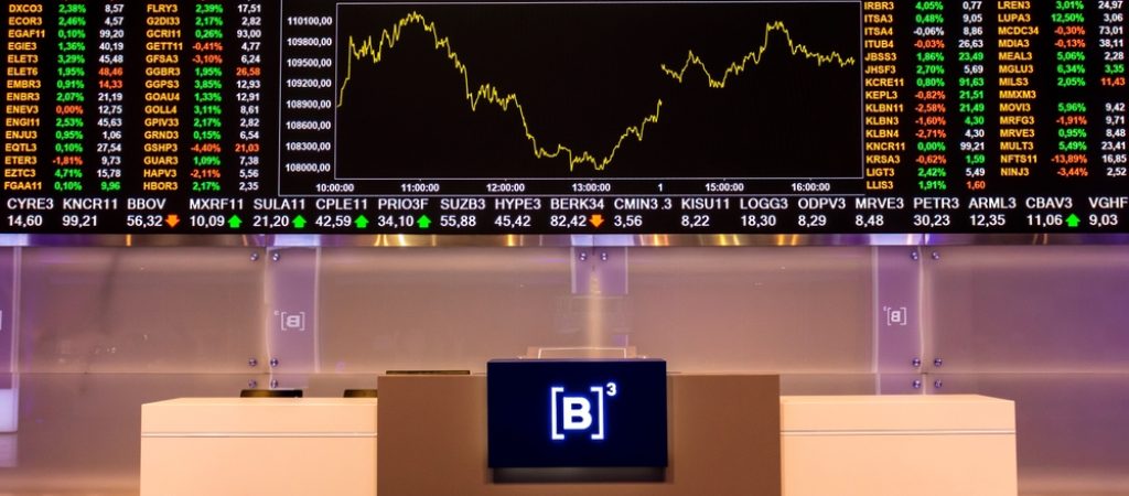 Sao,Paulo,,Brazil,,November,22,,2022.,Display,With,Stock,Quotes